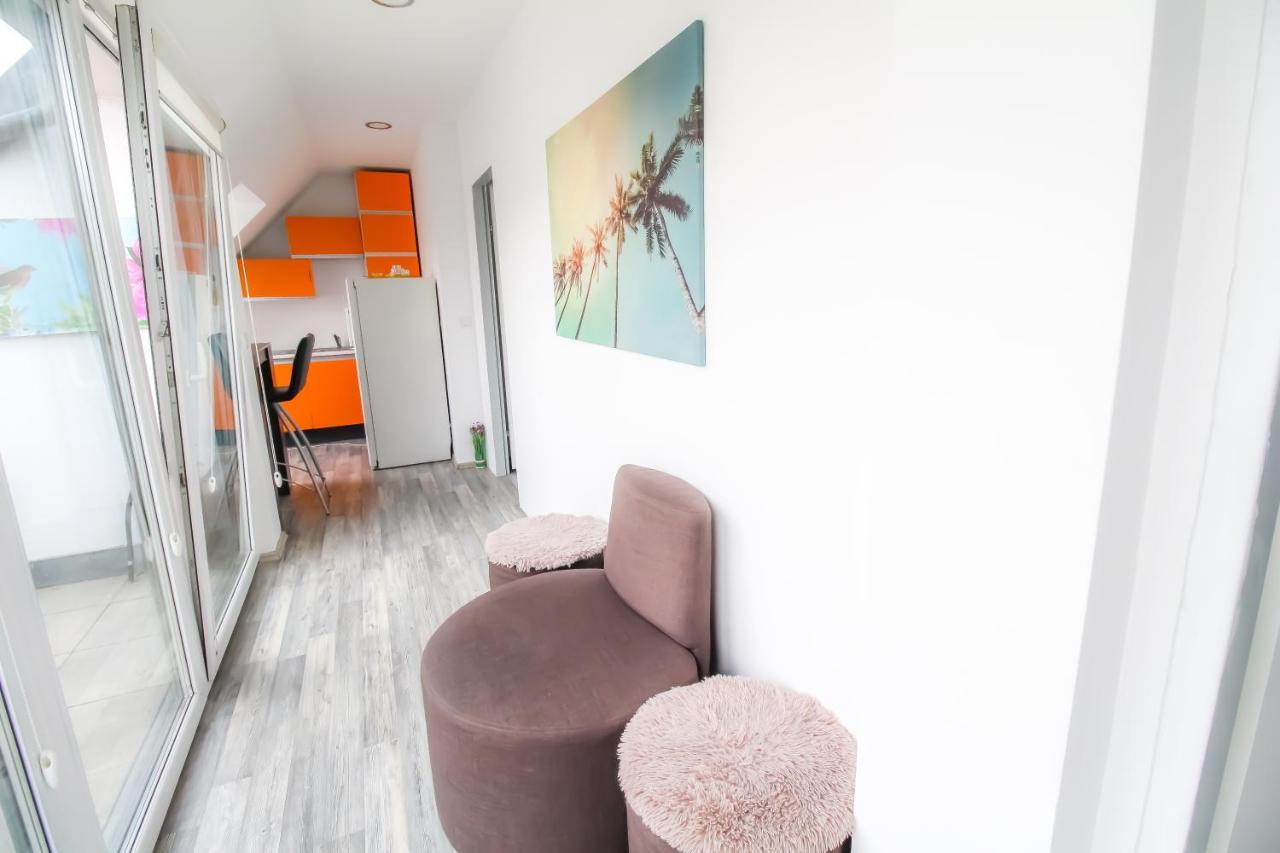 Private Triple Bedroom In Shared Apartment Dw171-4 Viena Exterior foto